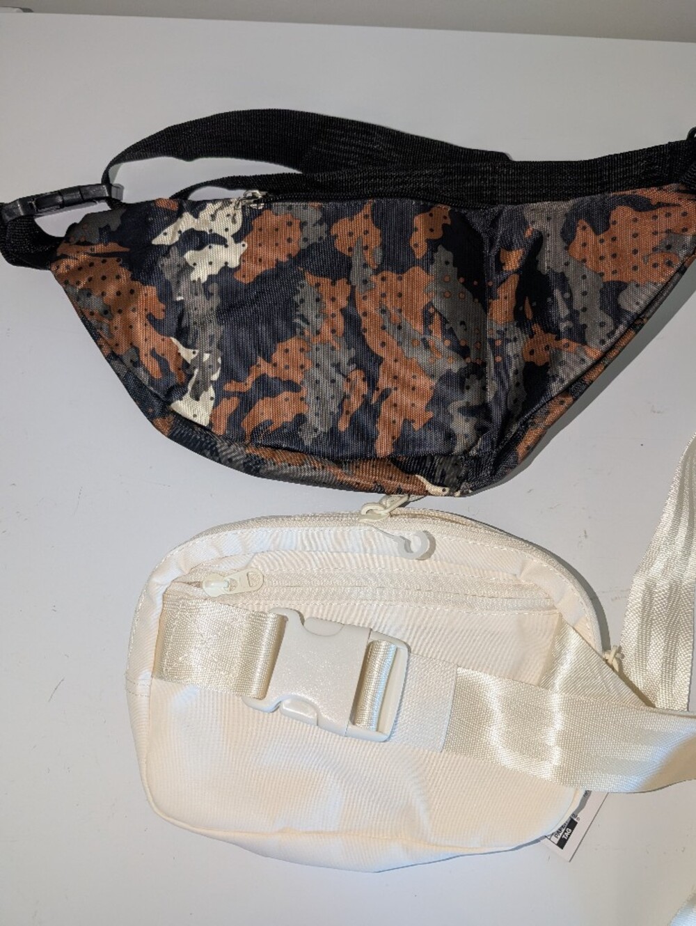 SET of 2 Belt Bags - Picture 3 of 6